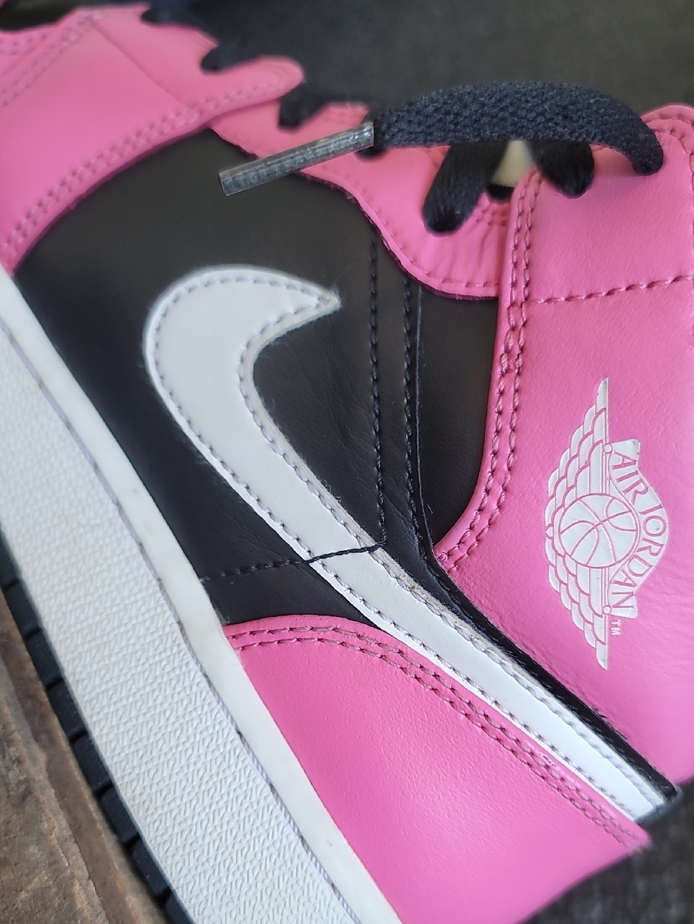 Nike Air Jordan 1 Mid "Pinksicle" Wmns 6.5 Ships Today - Picture 3 of 15